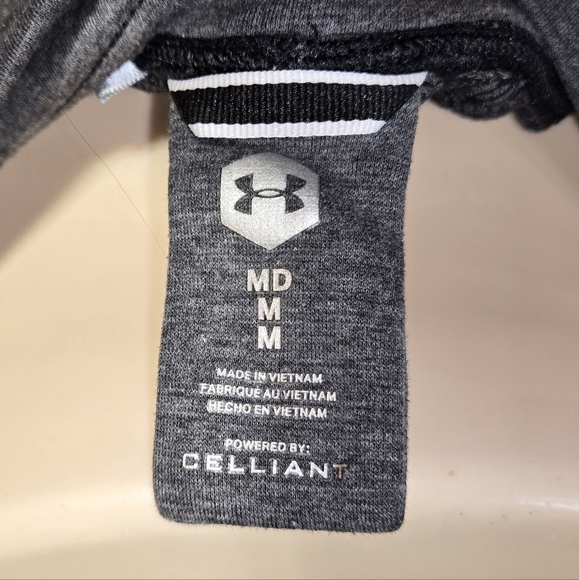 Under Armour Celliant Athletic Gray Pants Women's Size Medium  Wisconsin Badgers - Picture 8 of 8